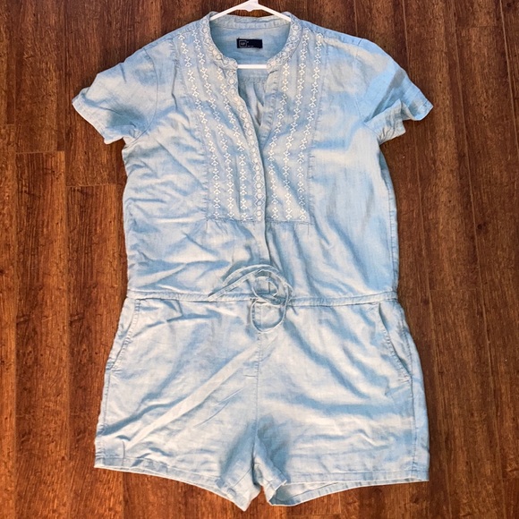 GAP Pants - Chambray Gap Romper